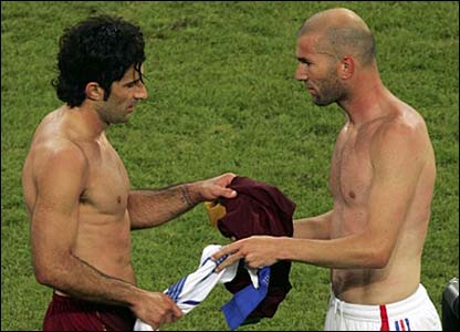 Luis Figo. Zinedine Zidane. Früher war alles besser.